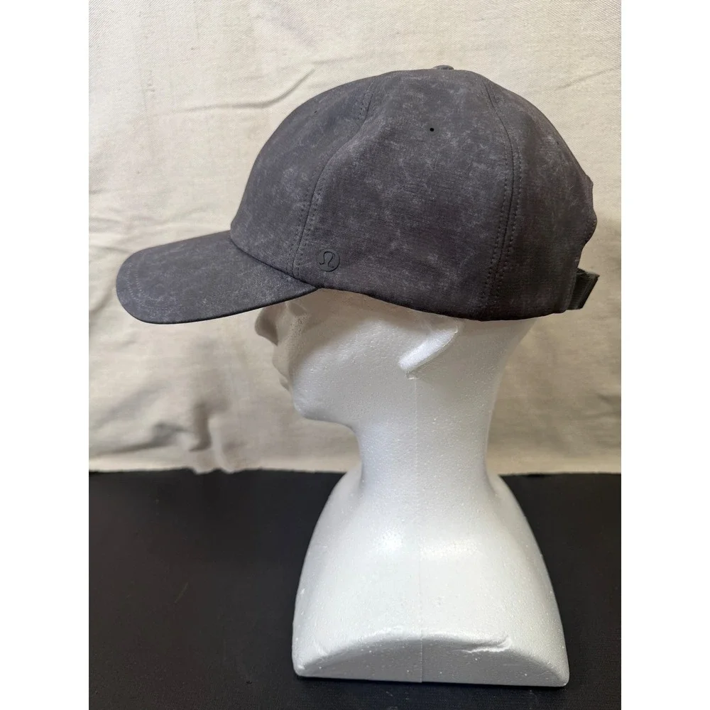 Lululemon Fast‎ and Free Running Hat Unisex OS Gray Acid Wash Adjustable Cap